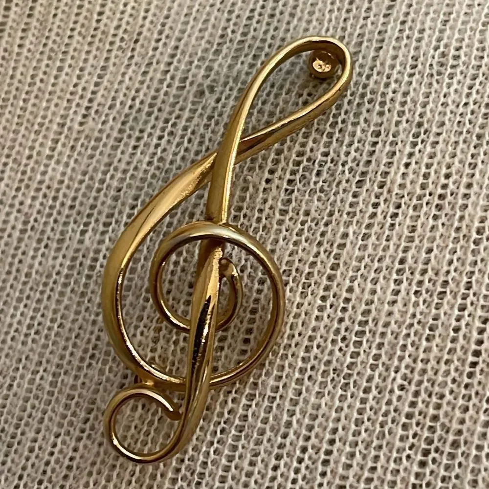 Vintage NAPIER Clef Note Brooch, Sleek Design Gold-Tone Musical Note Pin